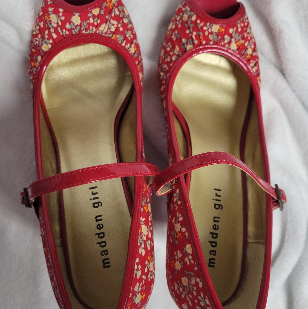 Madden Girl Mary Jane "Mollyyy" heels